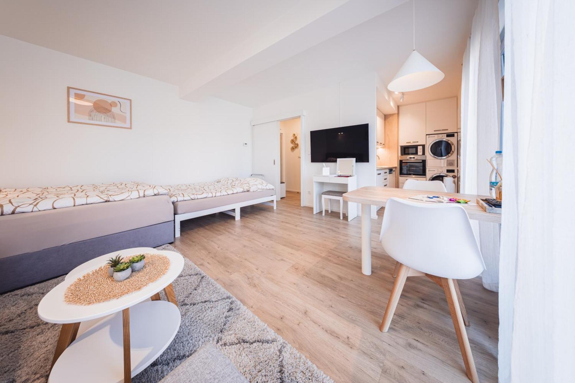 Rezidence Sadova Zlin Apartment Екстериор снимка