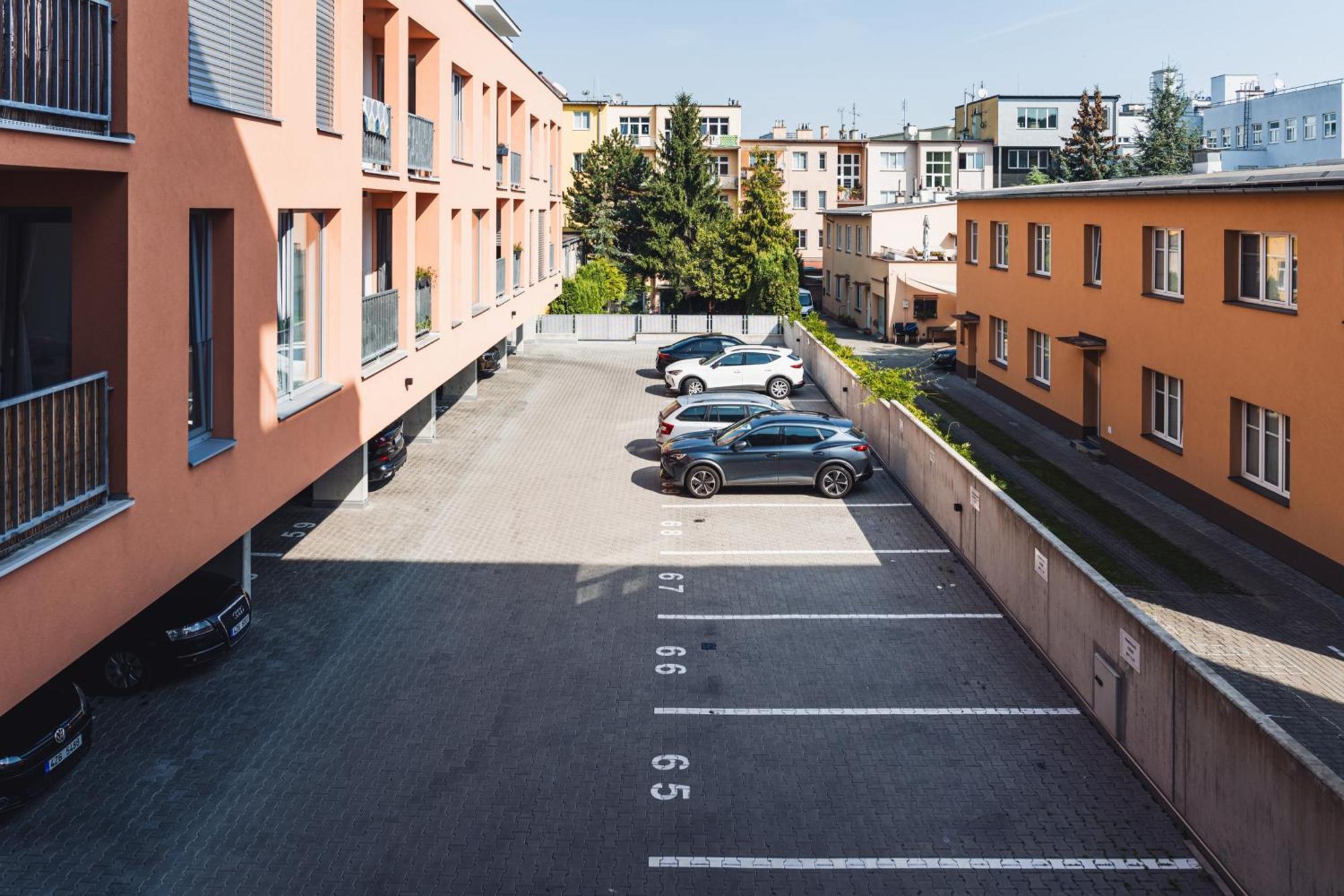 Rezidence Sadova Zlin Apartment Екстериор снимка