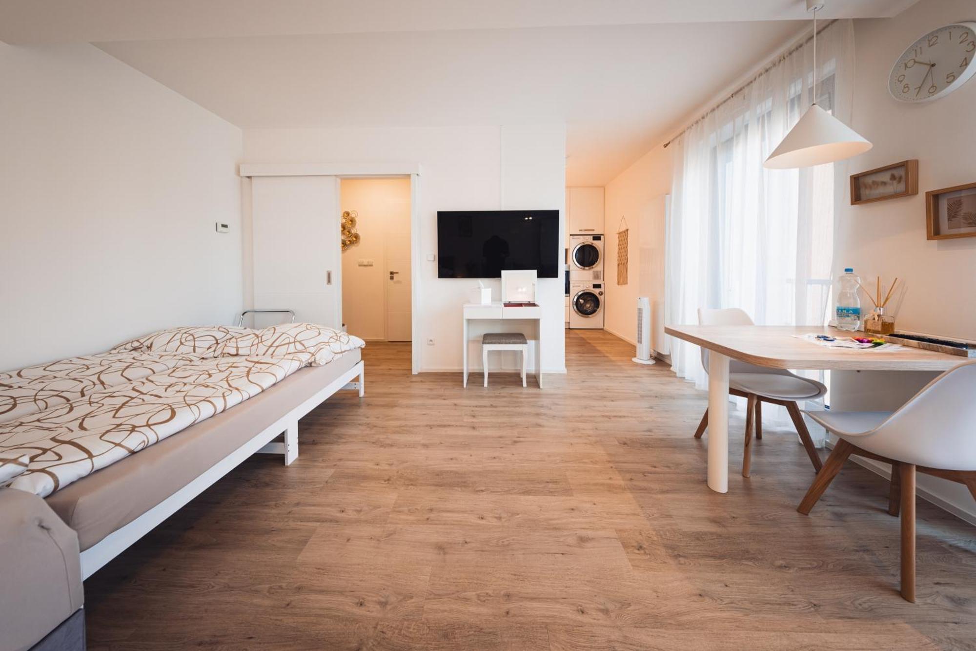 Rezidence Sadova Zlin Apartment Екстериор снимка