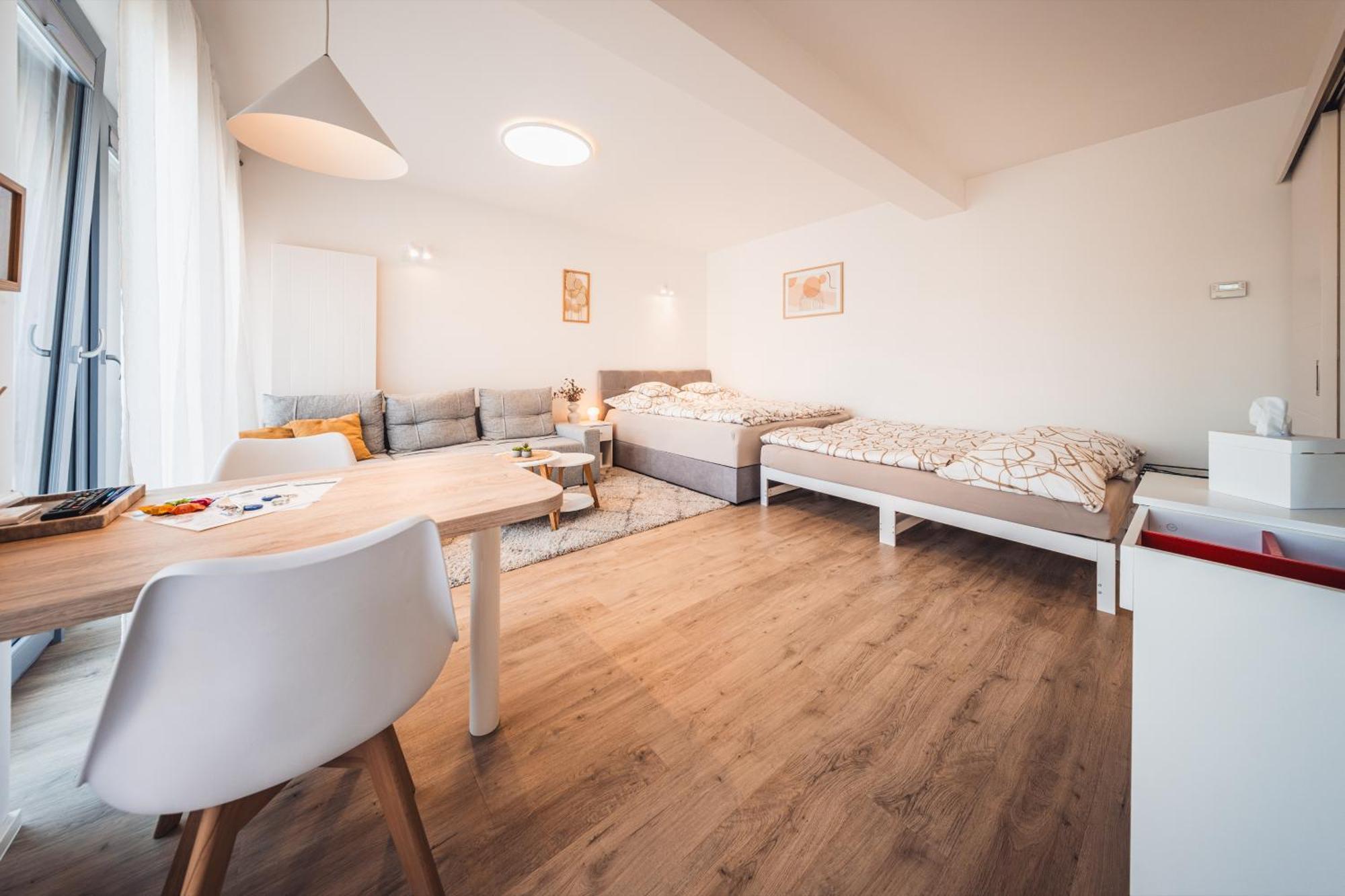 Rezidence Sadova Zlin Apartment Екстериор снимка